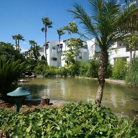 A 20 Mts De La Playa Costalita Estepona