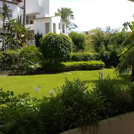 A 20 Mts De La Playa Costalita * Estepona